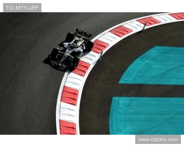 F1赛季激烈竞争升级:顶级车队战术博弈与新秀崛起引爆全球关注 F1赛季激烈竞争升级:顶级车队战术博弈与新秀崛起引爆全球关注