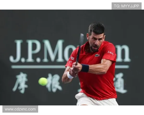 德约科维奇再创传奇连胜纪录年轻新星崛起掀起网坛新格局 德约科维奇再创传奇连胜纪录年轻新星崛起掀起网坛新格局