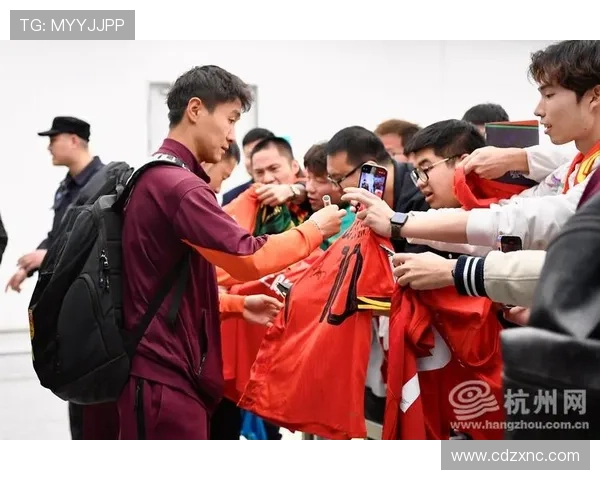 中国足球迎来新挑战,国足备战世界杯预选赛力争突破历史性瓶颈