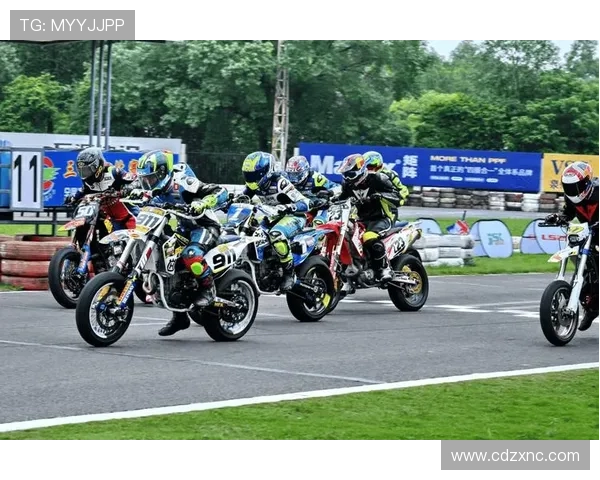 摩托大奖赛赛场风云再起各路车手冠军争夺战全面升级激情上演高潮